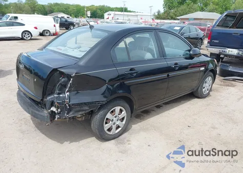 2007 Hyundai Accent Gls from USA, damaged, VIN KMHCN46C07U139132